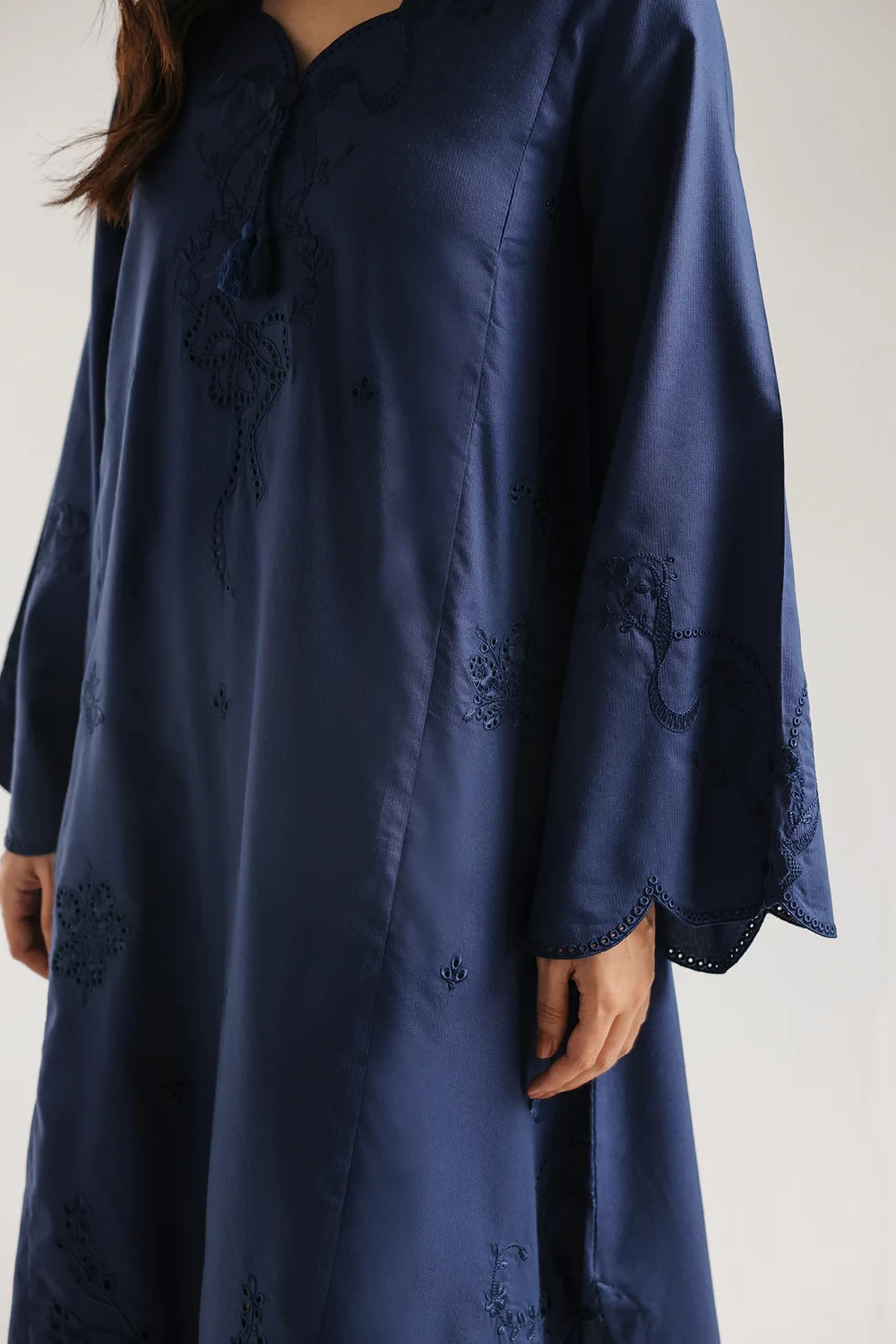 EMBROIDERED DRESS - E7524/102/622