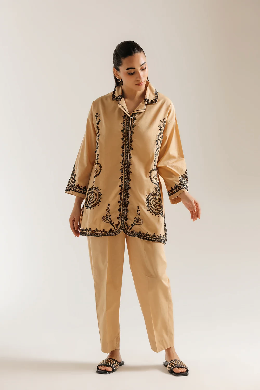 EMBROIDERED SUIT - E7607/102/113 XS