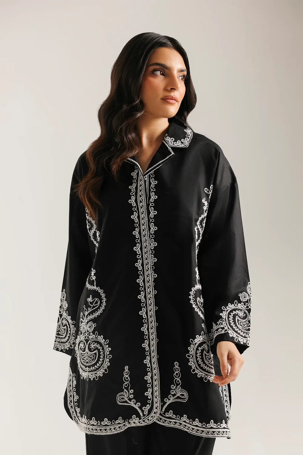 EMBROIDERED SUIT - E7607/102/902