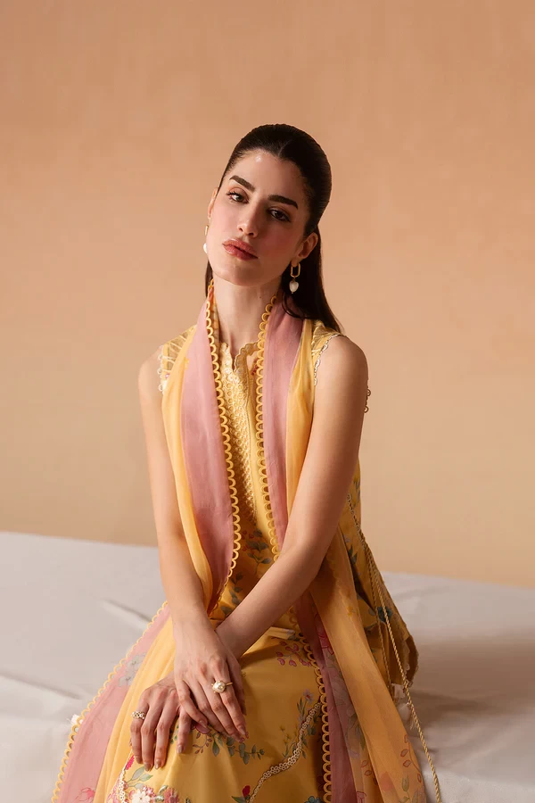Evania Yellow