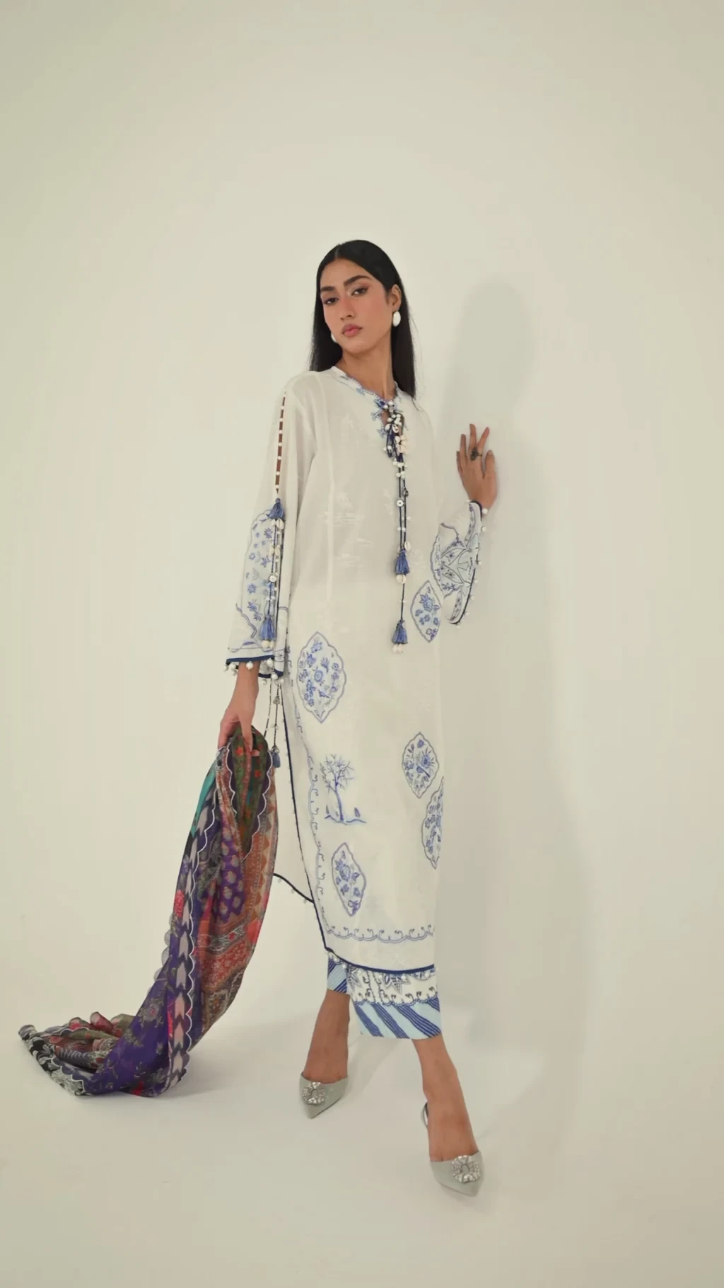 Embroidered 3 Piece Muzlin Suit - M262-020A-DC Quantity Decrease quantity 1 Incr