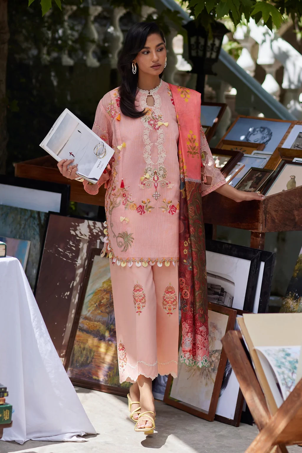 Embroidered 3 Piece Muzlin Suit - M262-019B-CV