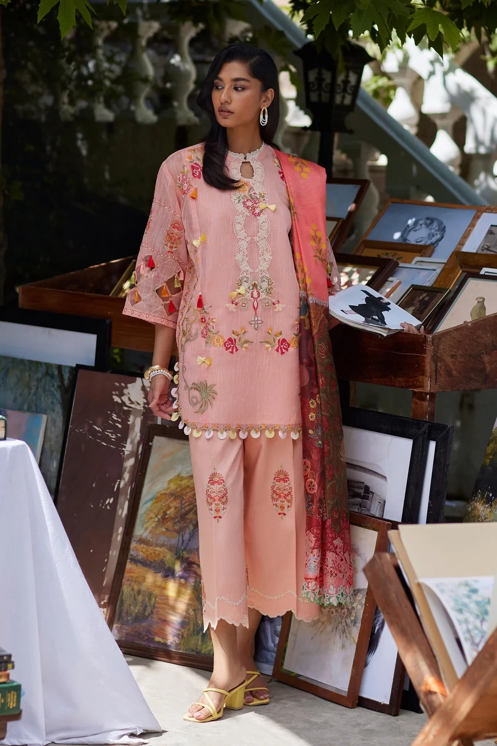 Embroidered 3 Piece Muzlin Suit - M262-019B-CV