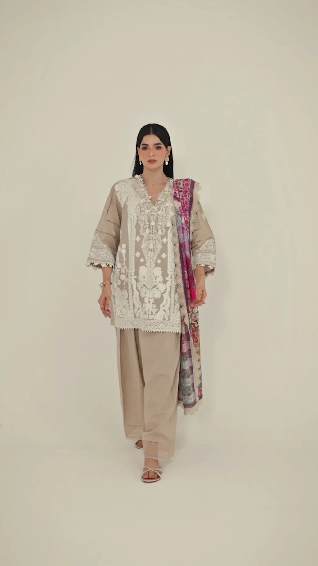 Embroidered 3 Piece Muzlin Suit - M262-018B-DD