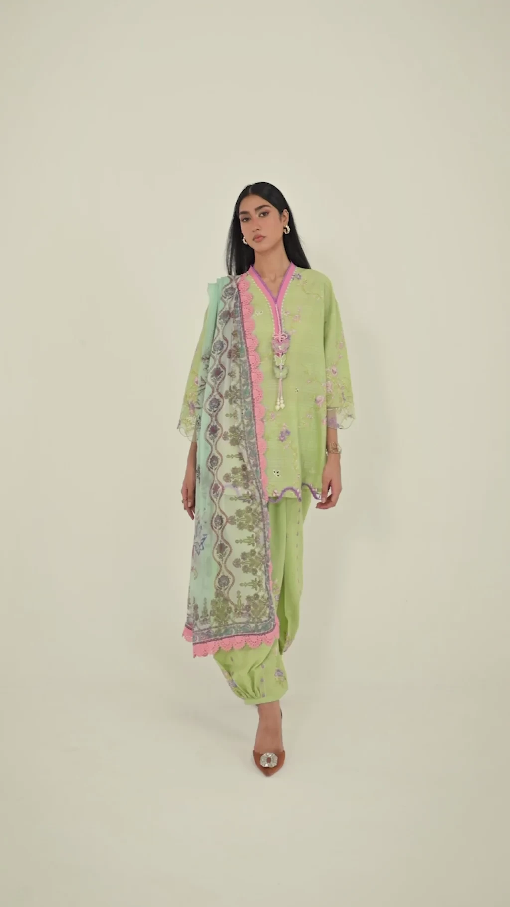 Embroidered 3 Piece Muzlin Suit -  M262-013B-CJ