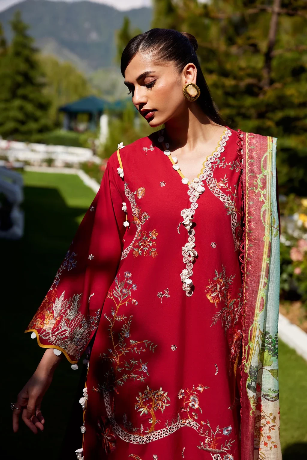 Embroidered 3 Piece Muzlin Suit - M262-003B-CH