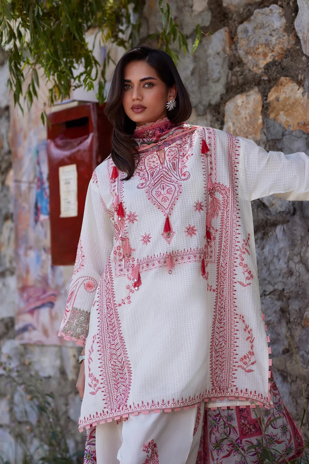 Embroidered 3 Piece Muzlin Suit - M262-001A-CV