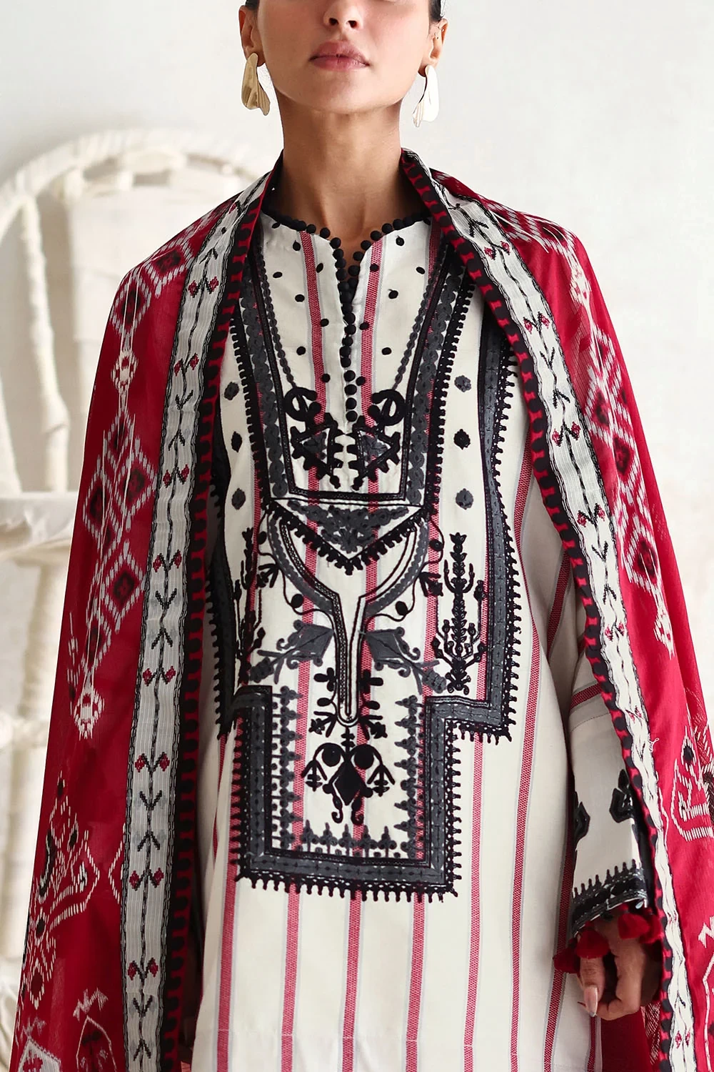 3 Piece Embroidered Jacquard Suit - W-FB-LC-26-477281