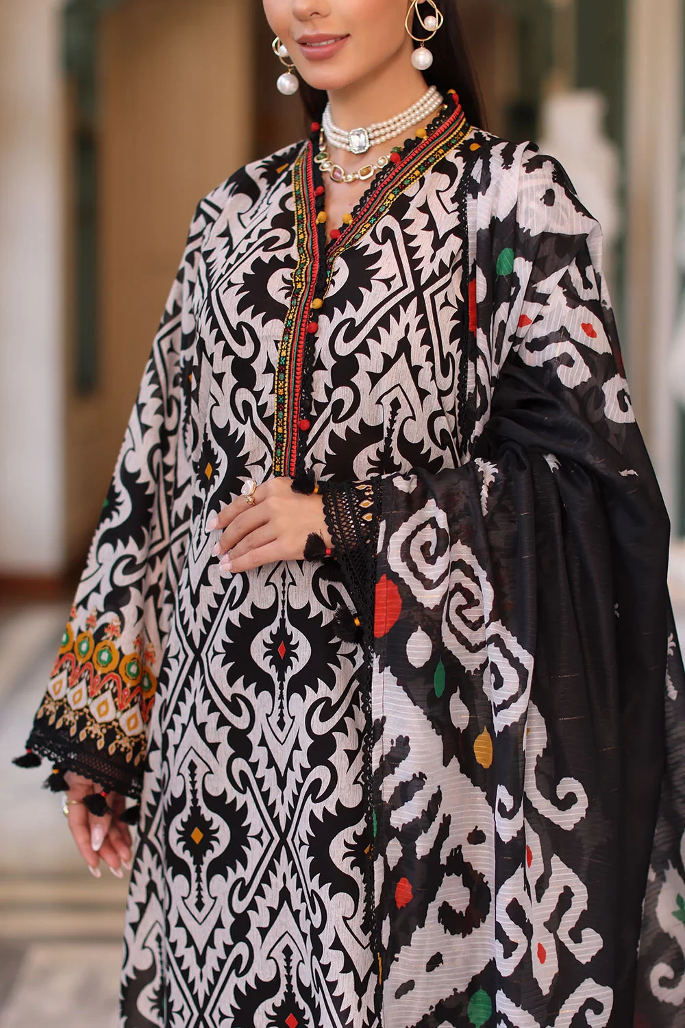 3 Piece Printed Lawn Suit - W-FB-RE-26-477275