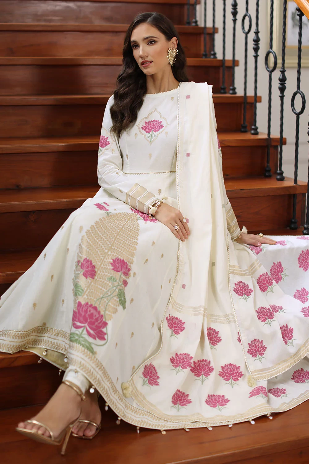 3 Piece Jacquard Suit - W-FB-RE-26-477260