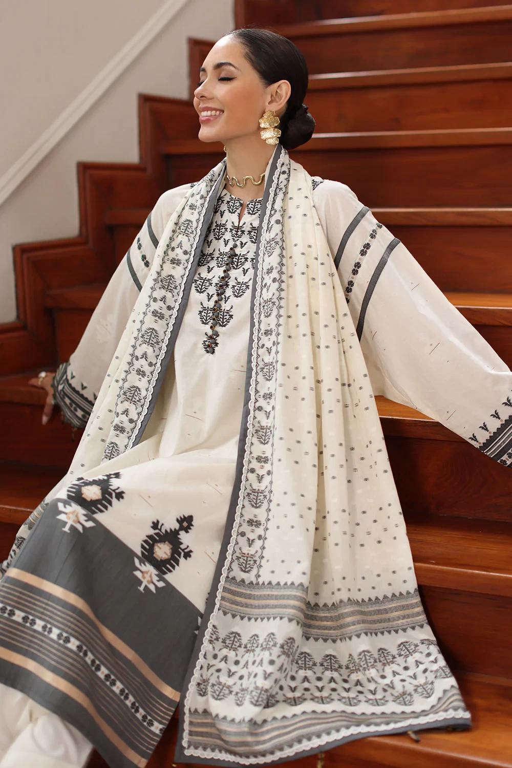 3 Piece Jacquard Suit - W-FB-RE-26-477259