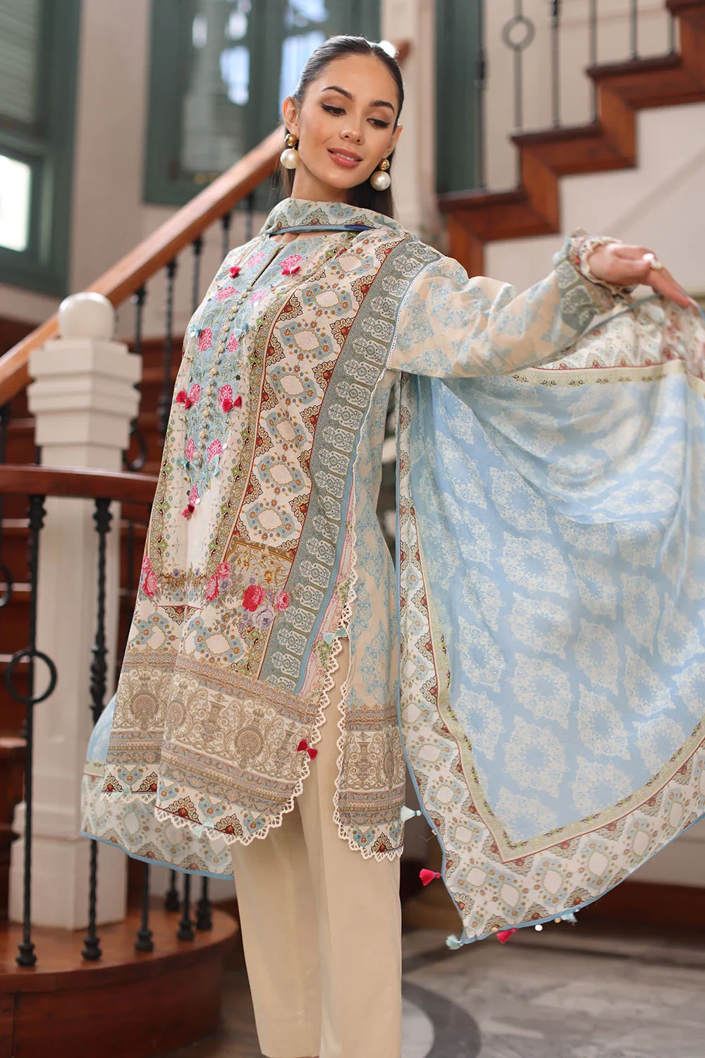 3 Piece Printed Lawn Suit - W-FB-RE-26-477247