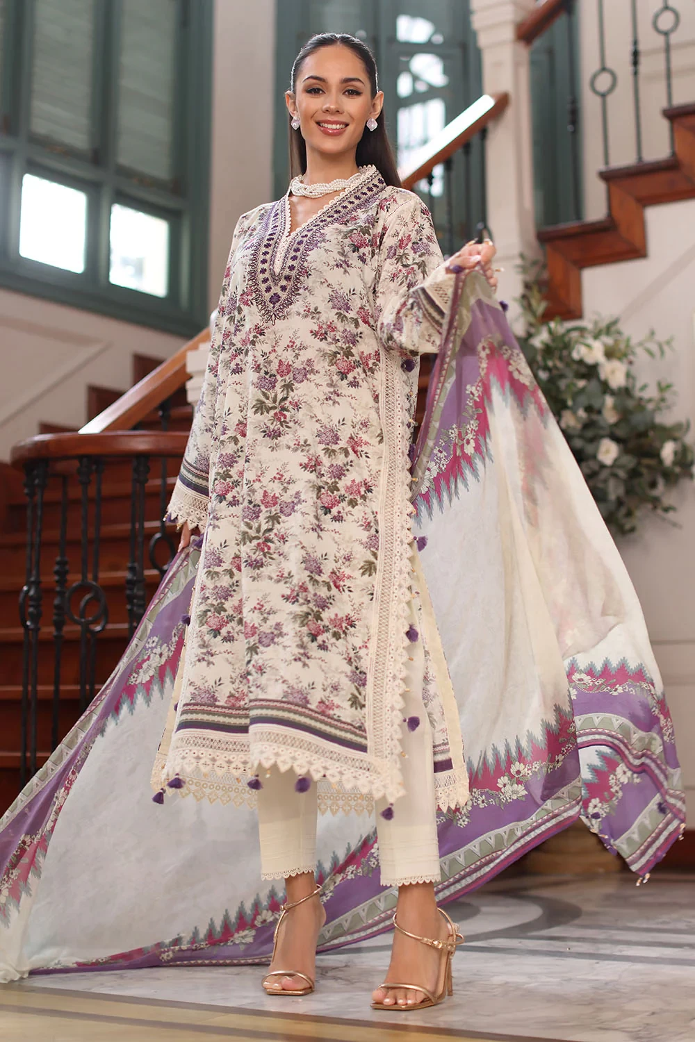 3 Piece Printed Lawn Suit - W-FB-RE-26-477238
