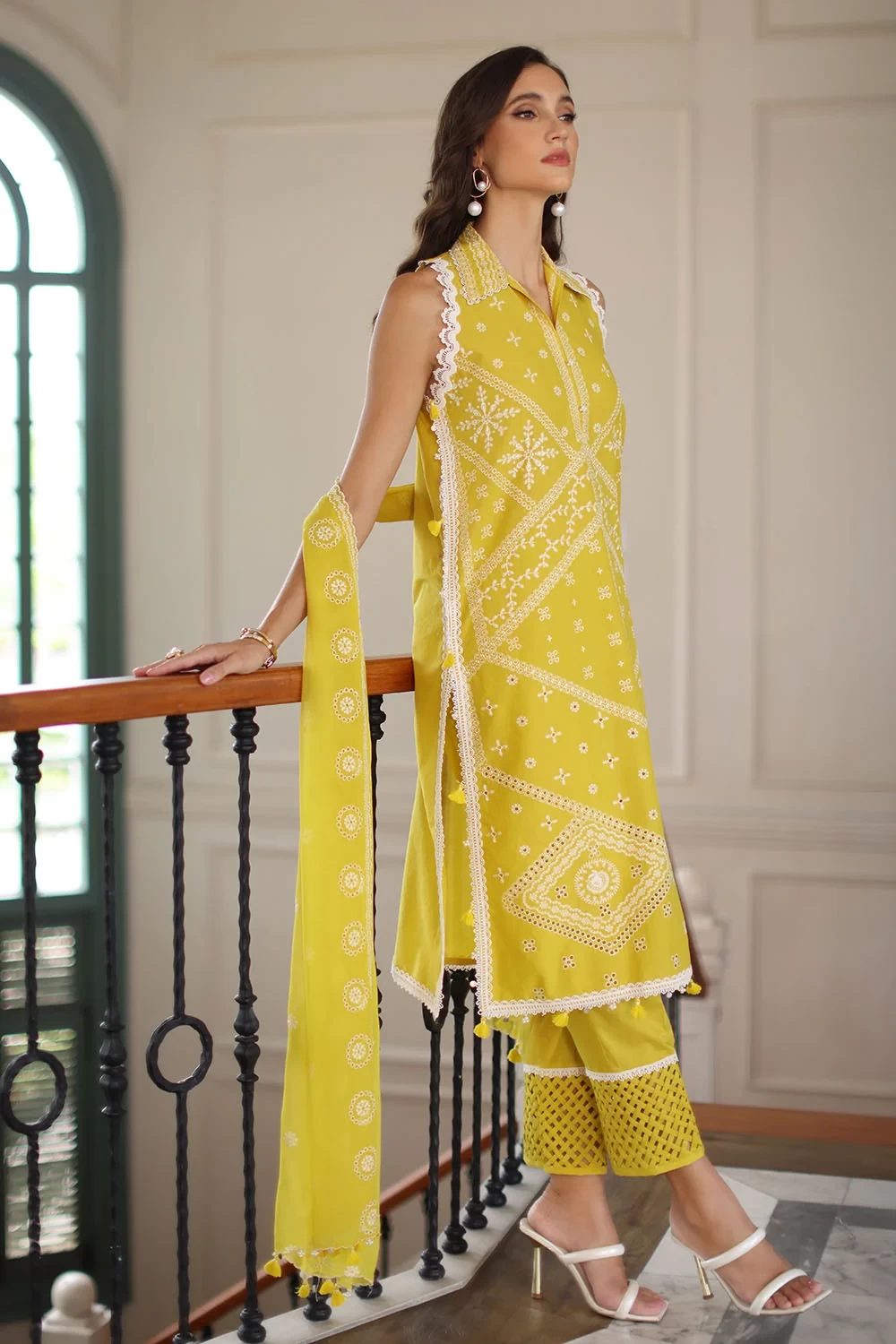 3 Piece Embroidered Lawn Suit - W-FB-RE-26-477262