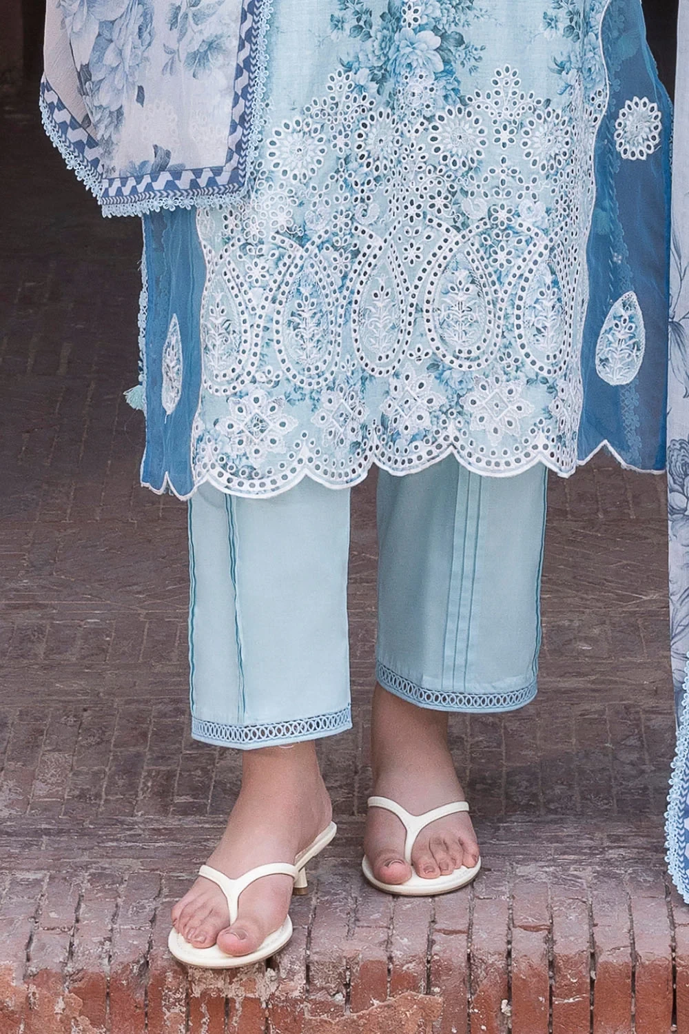3 Piece Embroidered Printed Lawn Suit with Printed Chiffon Dupatta - BM-62032