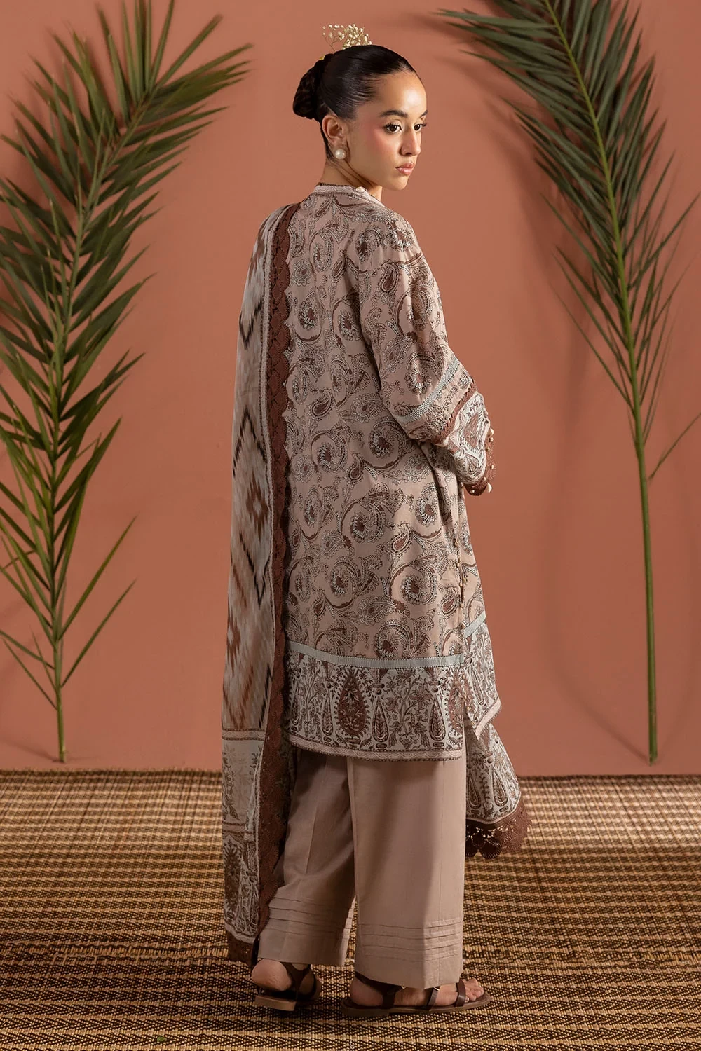 3 Piece Printed Lawn Suit with Dupatta - CL-62449