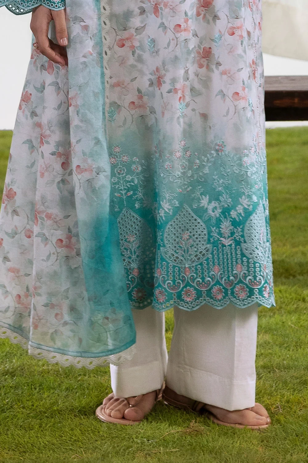 3 Piece Embroidered Printed Lawn Suit with Printed Lawn Dupatta - CL-62452