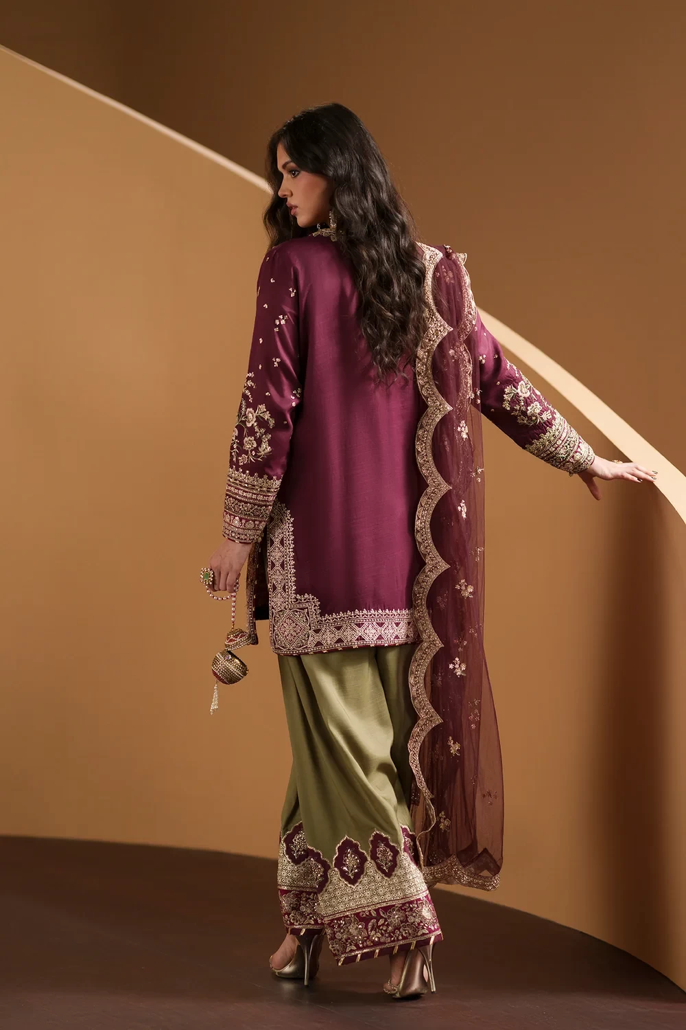 EMBROIDERED SUIT - E1217/104/520