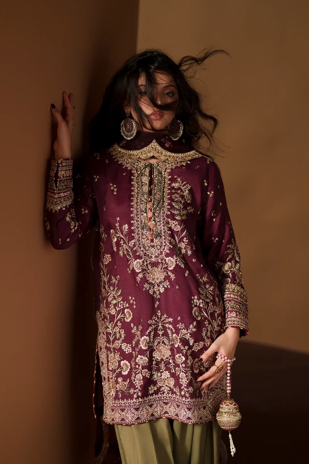 EMBROIDERED SUIT - E1217/104/520