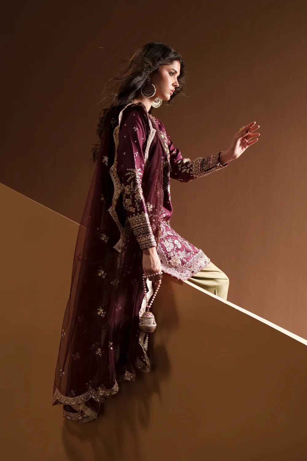 EMBROIDERED SUIT - E1217/104/520