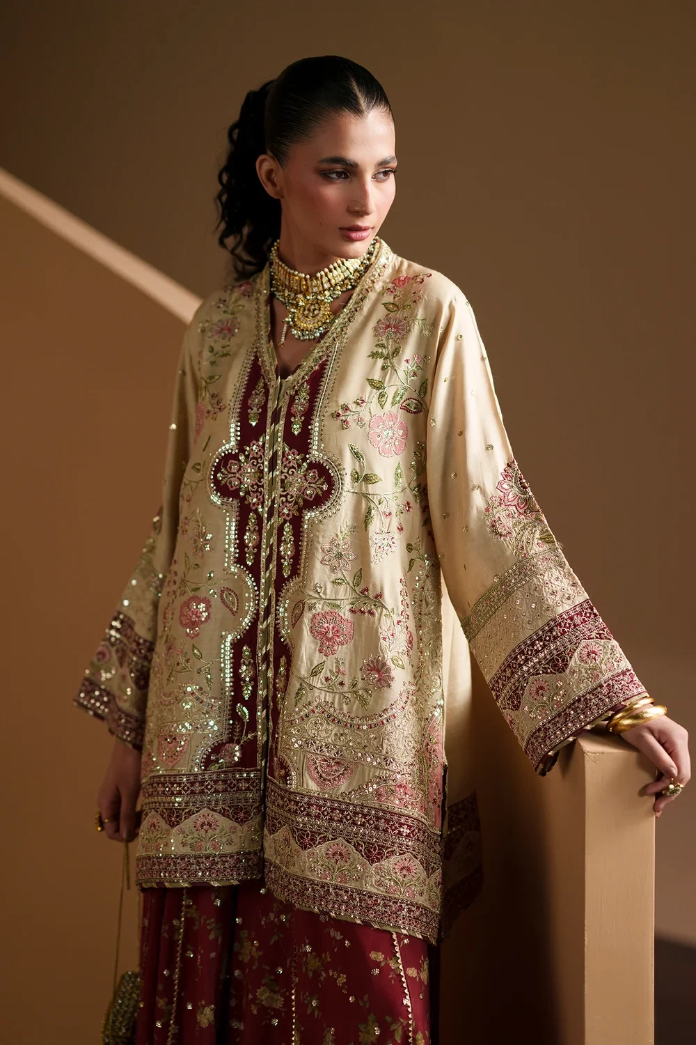EMBROIDERED SUIT - E1213/104/005