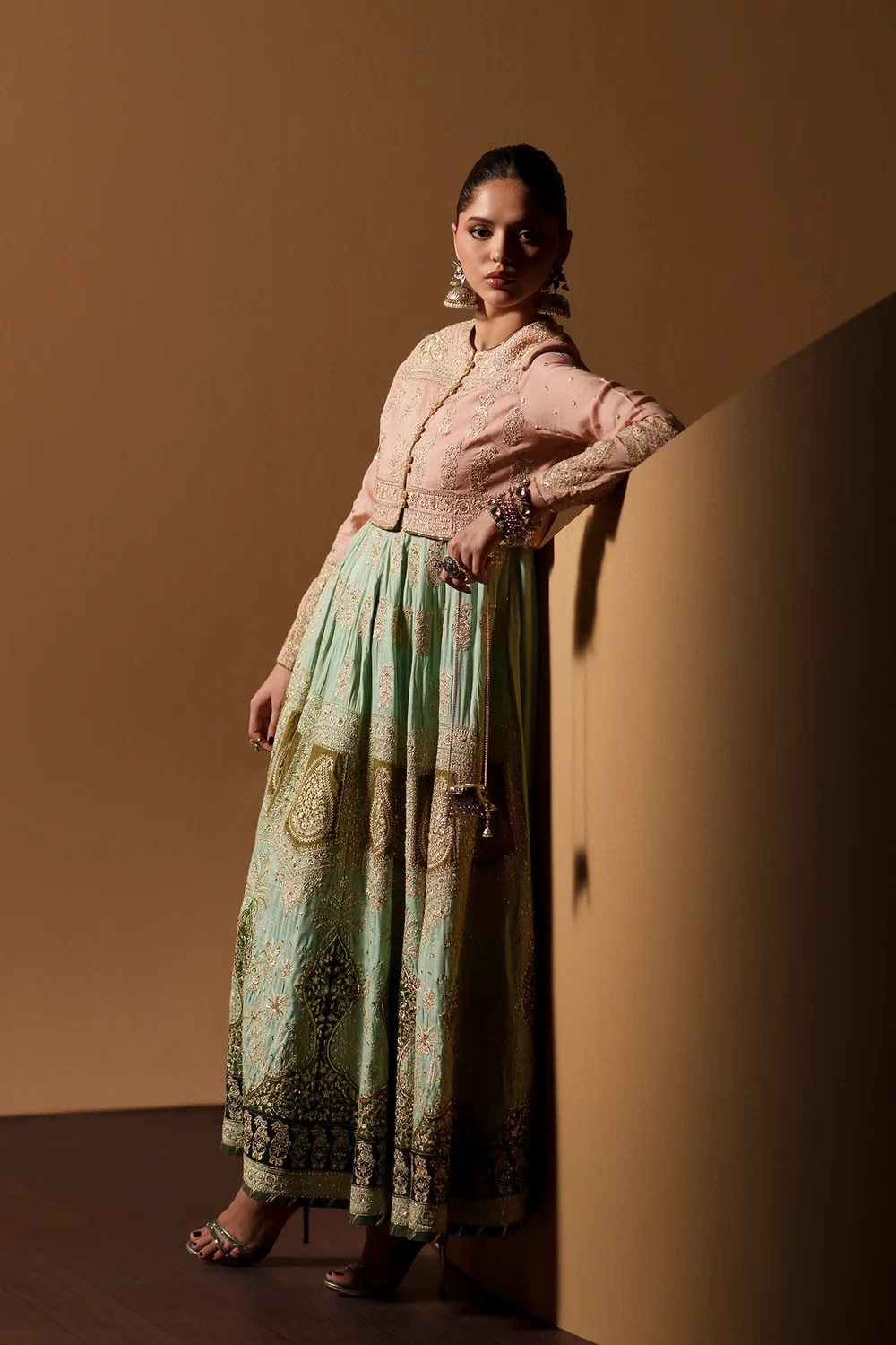 EMBROIDERED SUIT - E1074/104/315