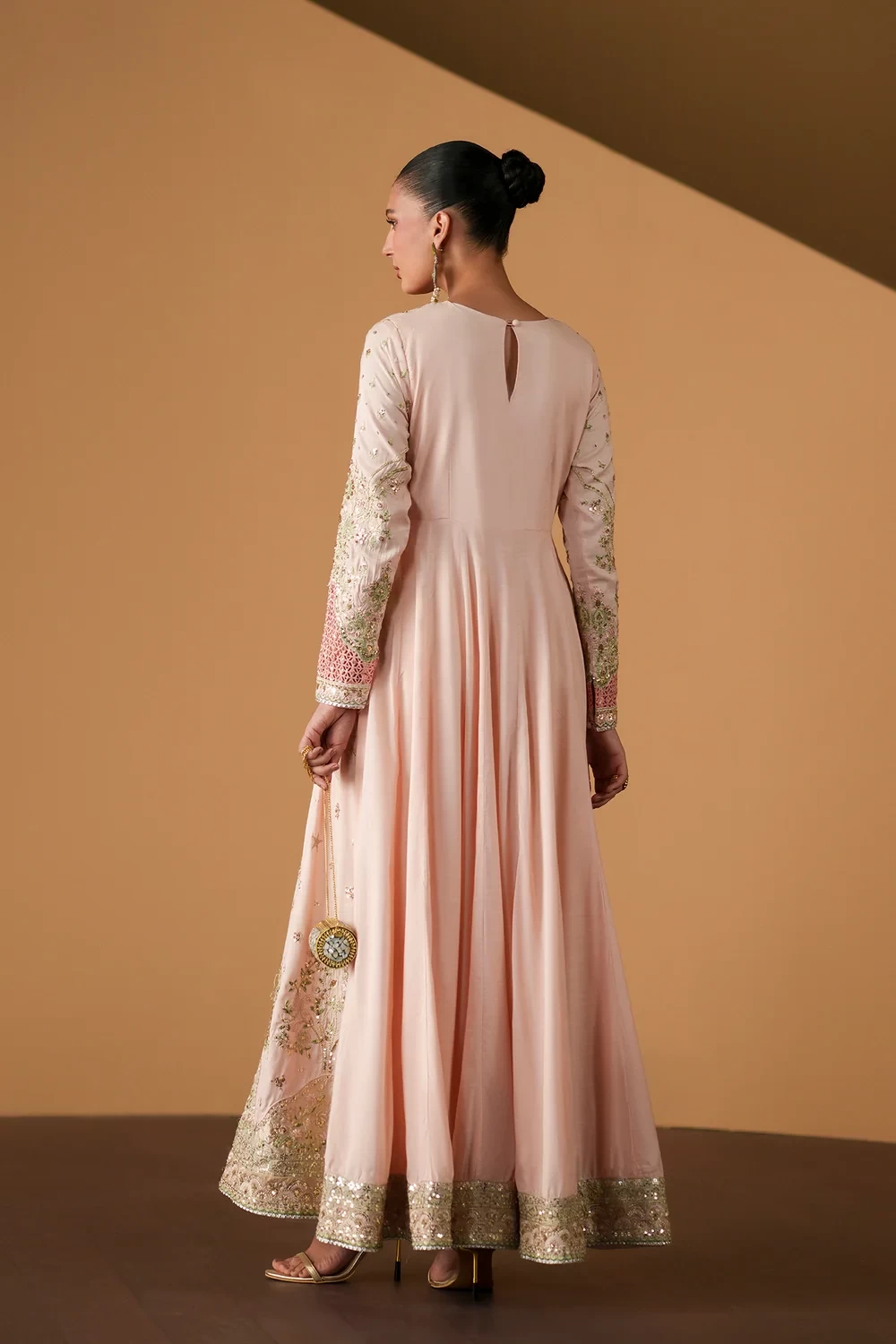 EMBROIDERED PISHWAS - E1133/104/329