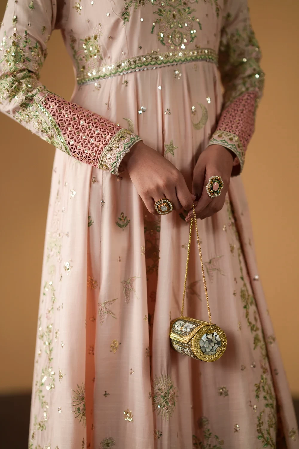 EMBROIDERED PISHWAS - E1133/104/329