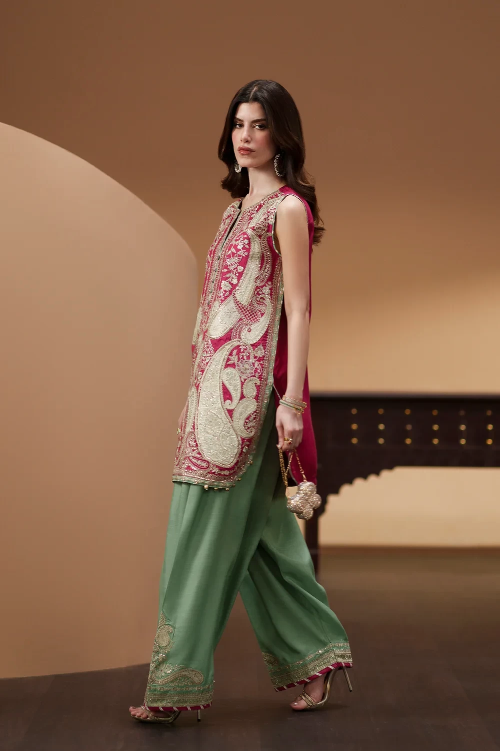 EMBROIDERED SUIT - E1211/104/405
