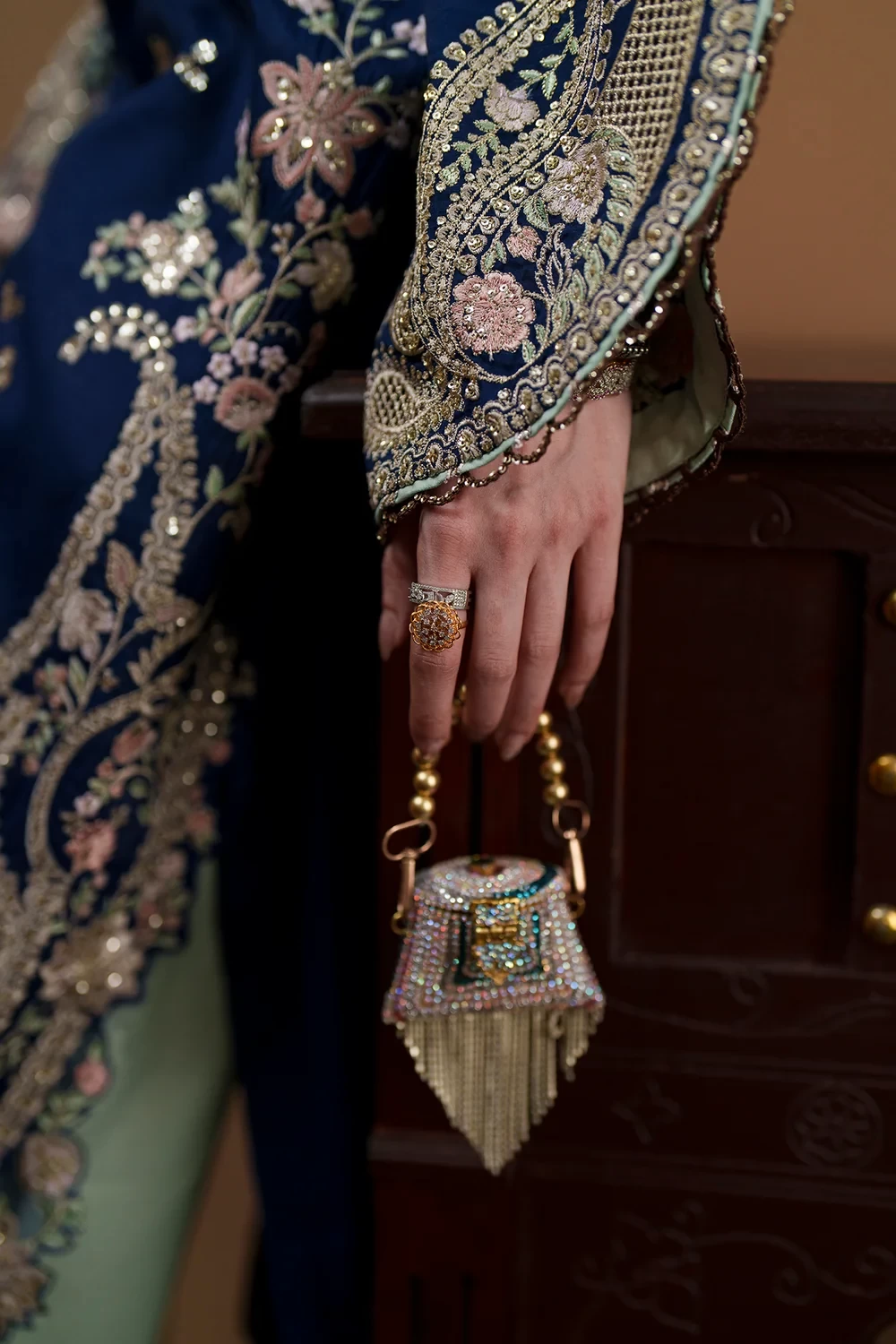 EMBROIDERED SUIT -  E1144/104/624