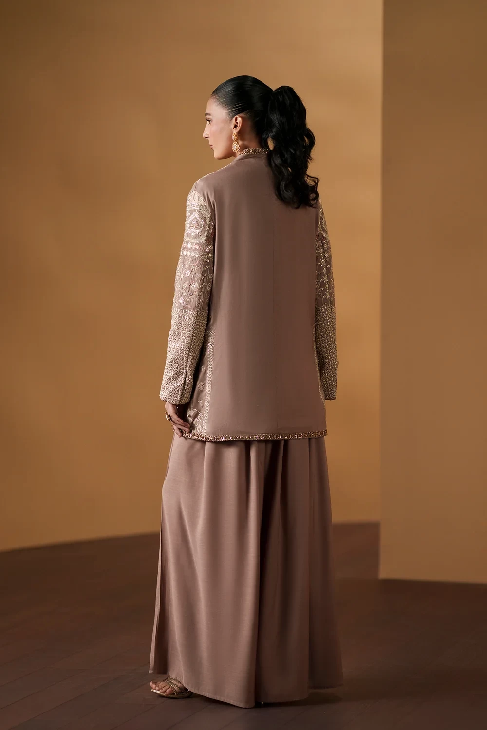 EMBROIDERED SUIT - E1148/104/806