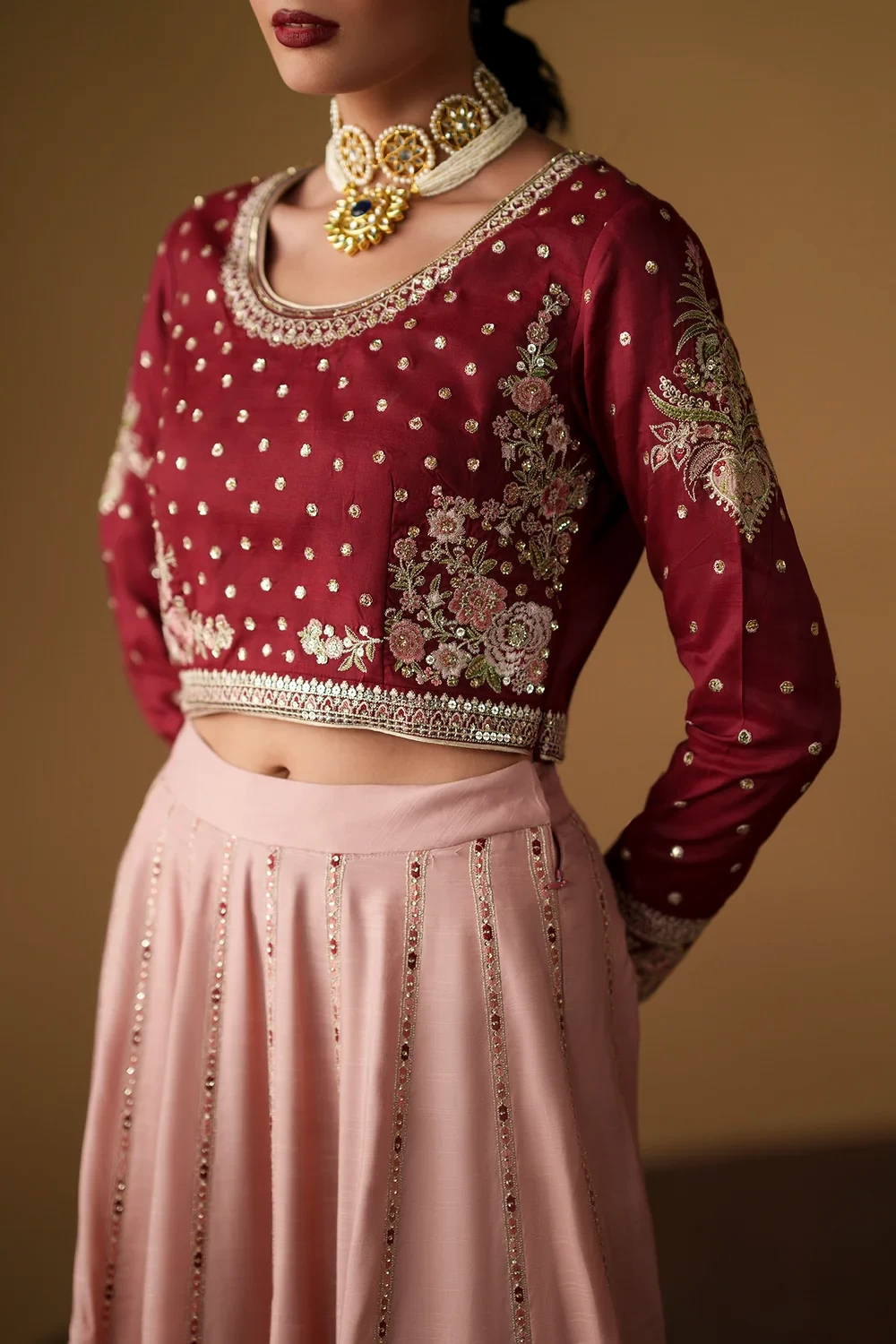 EMBROIDERED SUIT - E1215/104/305