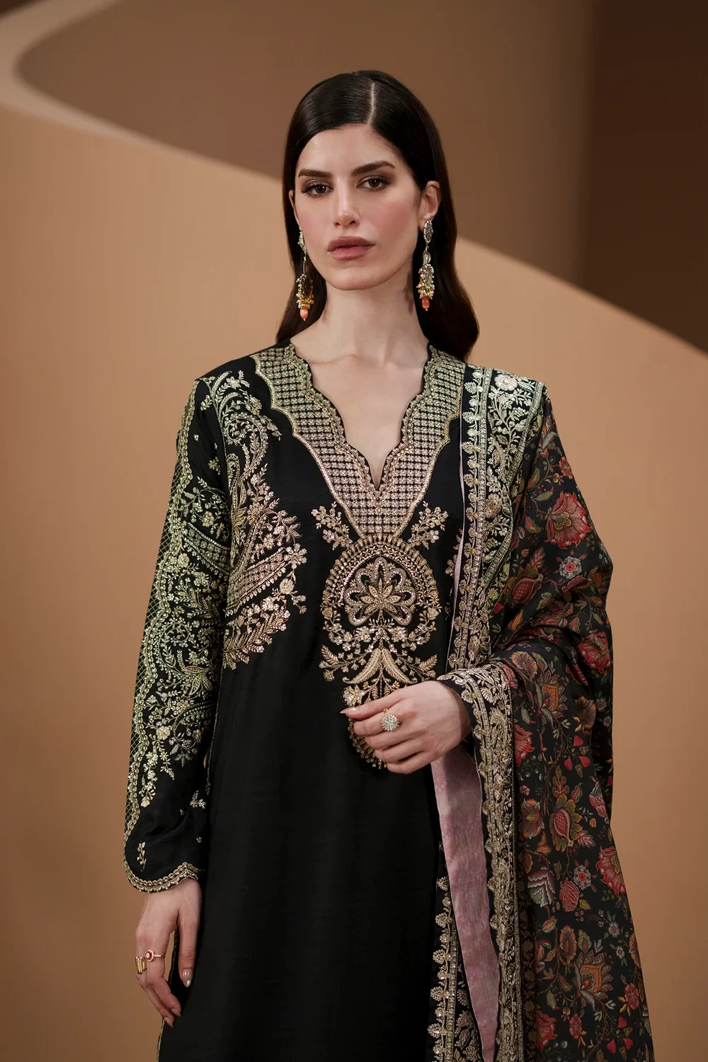EMBROIDERED SUIT - E1127/104/902