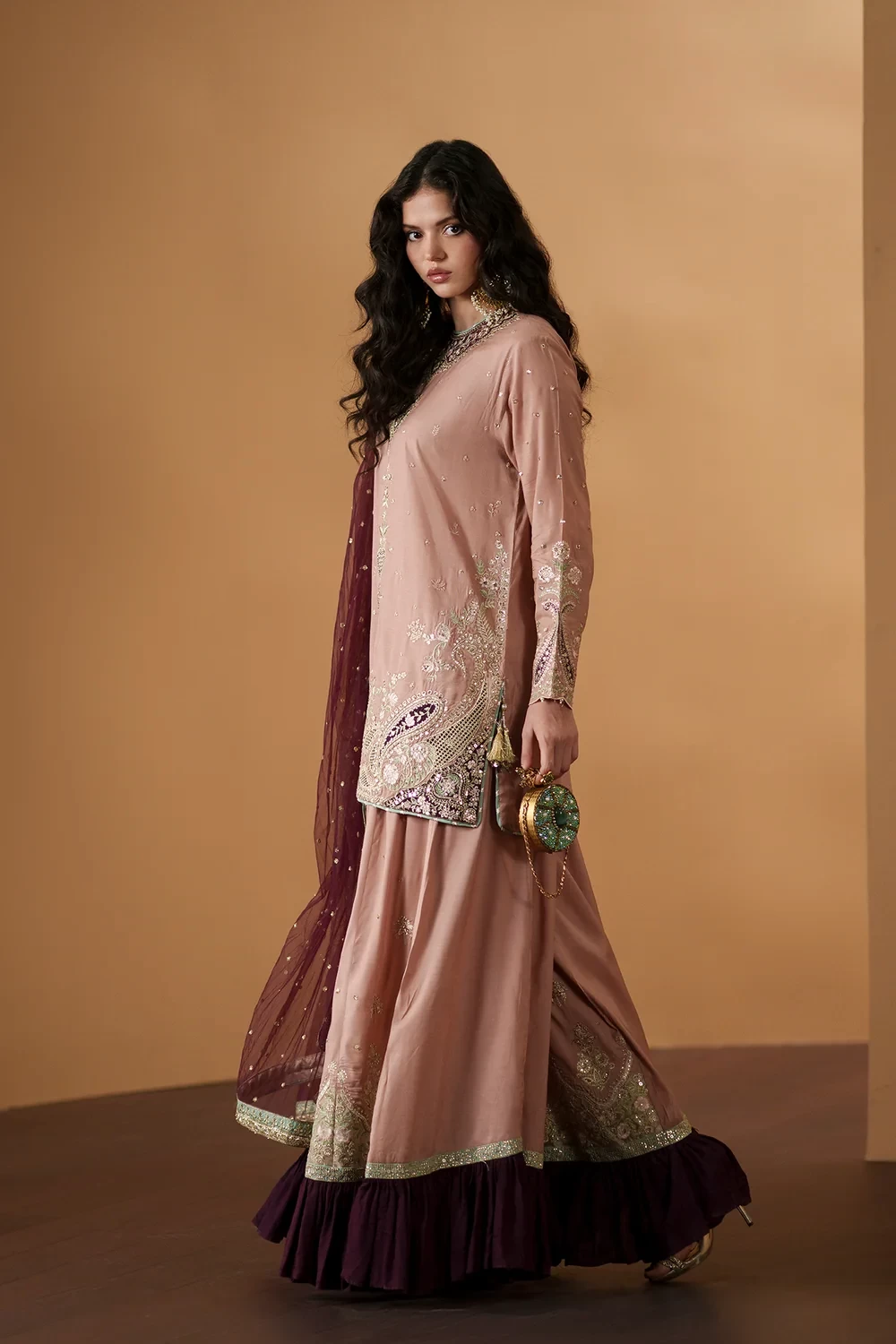 EMBROIDERED SUIT -  E1218/104/315