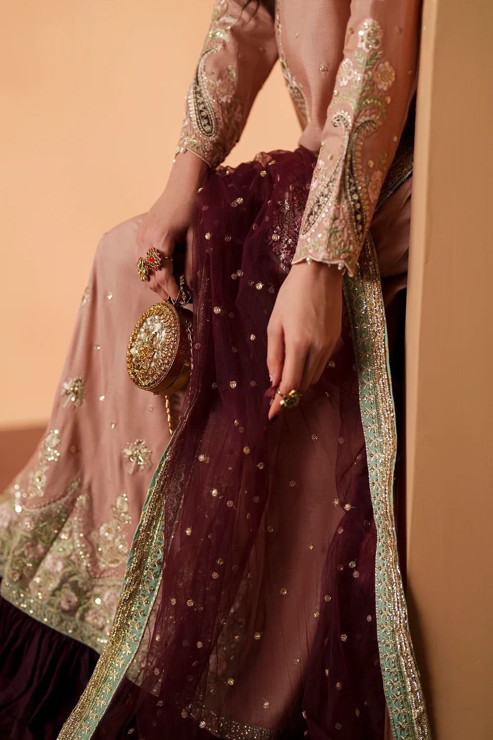 EMBROIDERED SUIT -  E1218/104/315