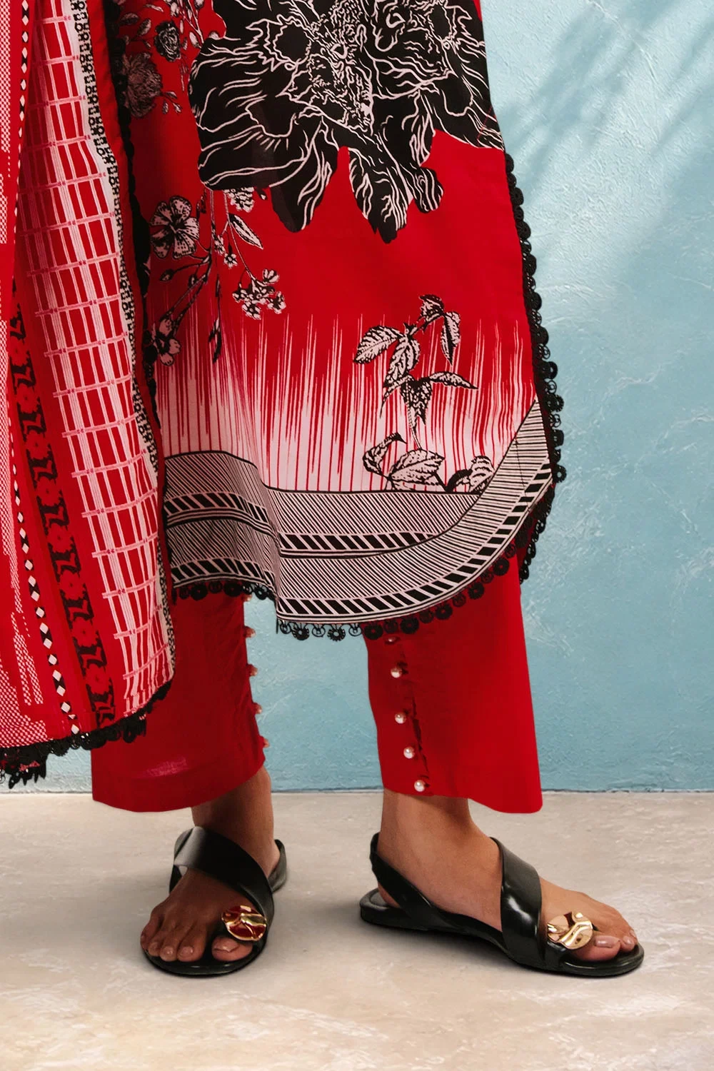 3 Piece Printed Cotton Suit with Printed Lawn Dupatta - W-FB-AP-26-479360