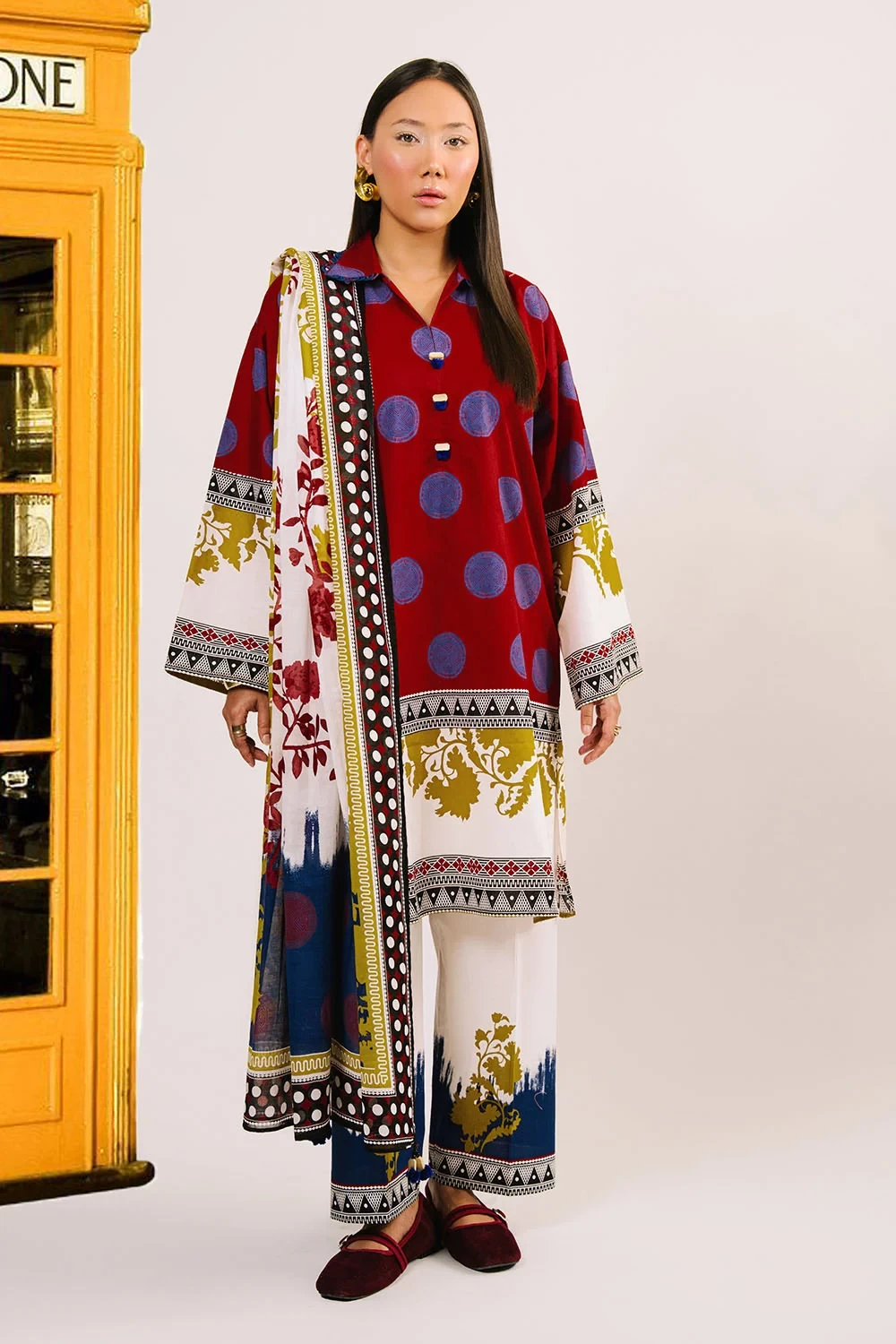 3 Piece Printed Cotton Suit with Printed Lawn Dupatta - W-FB-AP-26-479356