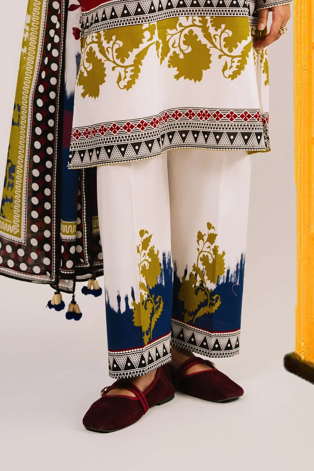 3 Piece Printed Cotton Suit with Printed Lawn Dupatta - W-FB-AP-26-479356