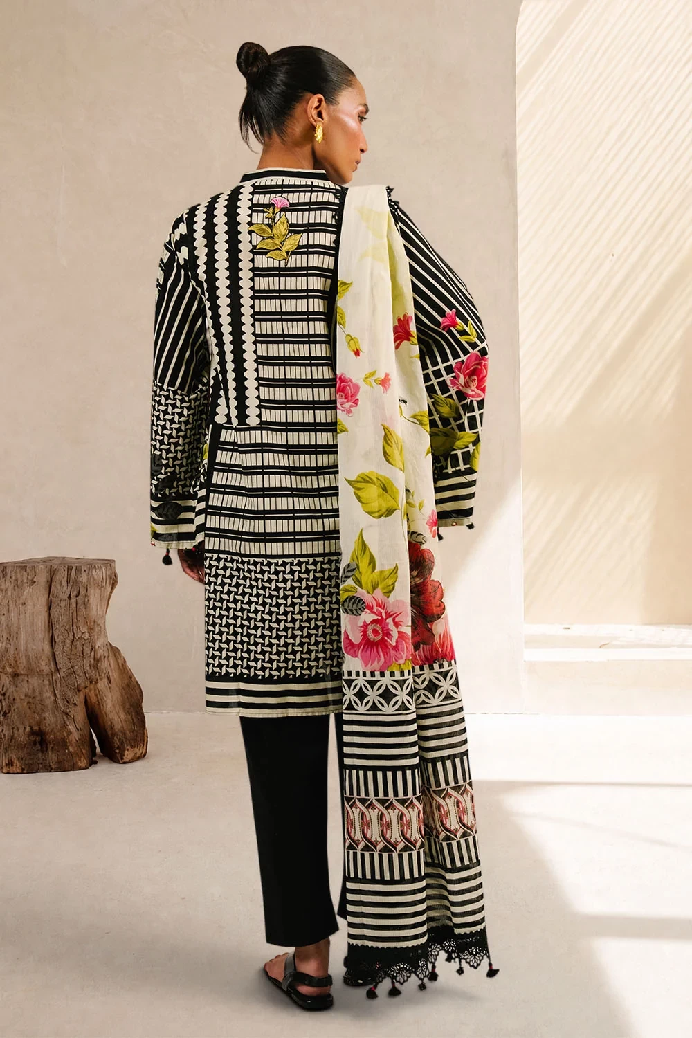 3 Piece Printed Cotton Suit with Printed Denting Lawn Dupatta and Embroidered Bu