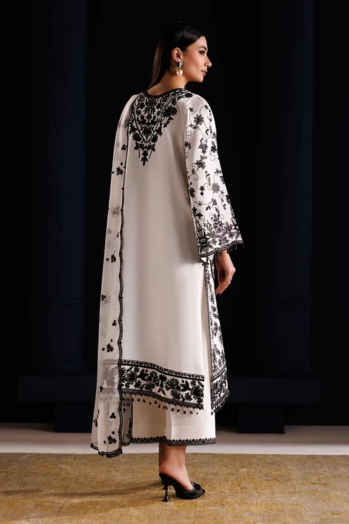 EMBROIDERED JACQUARD SILK UF-4442