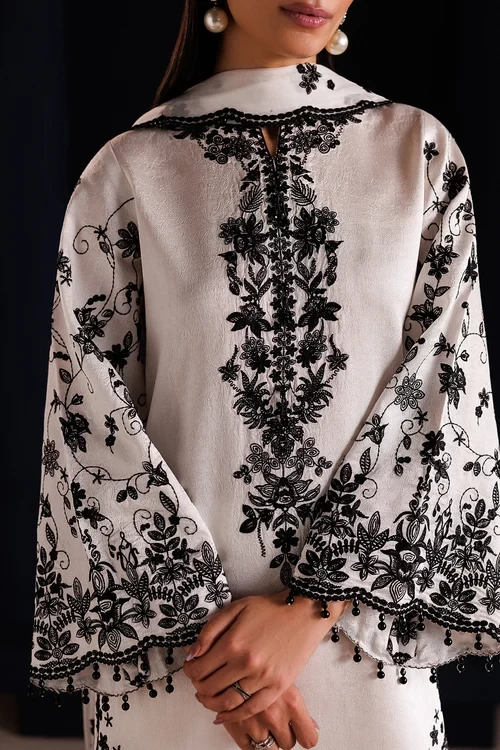 EMBROIDERED JACQUARD SILK UF-4442