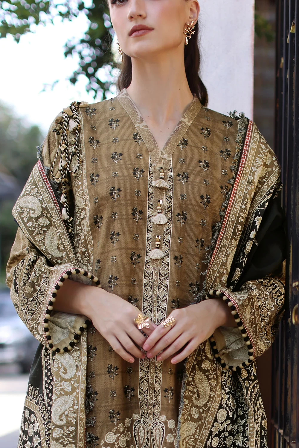 3 Piece Printed Khaddar Suit with Printed Khaddar Dupatta - W-FB-WIN-26-485730