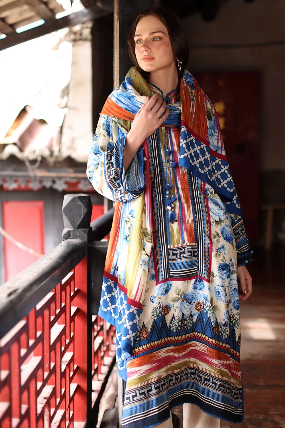3 Piece Printed Linen Suit with Printed Linen Dupatta - W-FB-WIN-26-485758