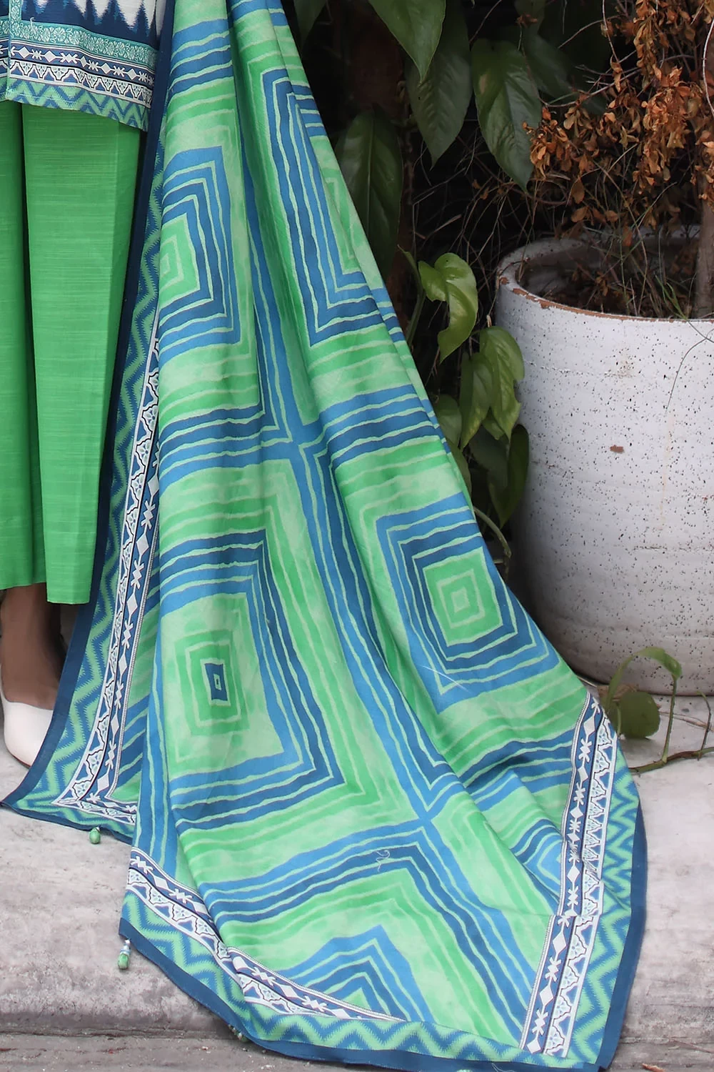 3 Piece Printed Khaddar Suit with Printed Khaddar Dupatta - W-FB-WIN-26-485737