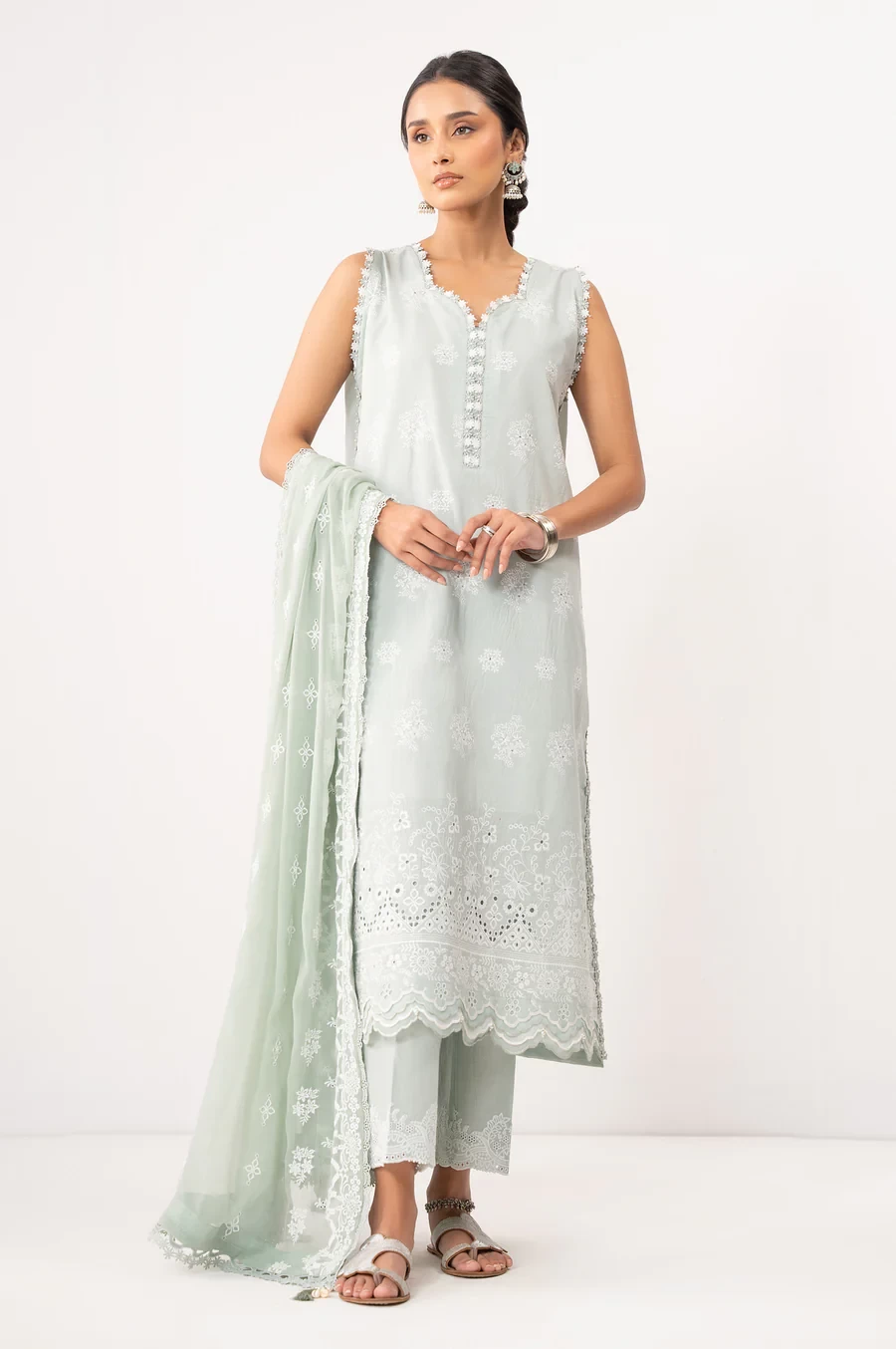 3 Piece Embroidered Lawn Chikankari Suit SKU: WFM35168