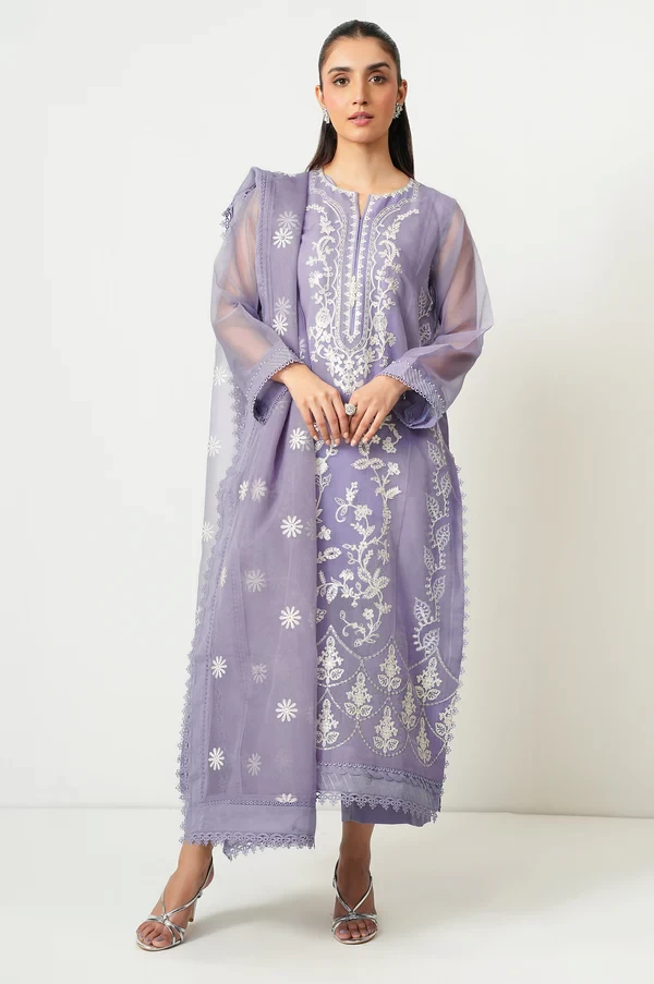 3 Piece Embroidered Organza Suit SKU: WUM35101