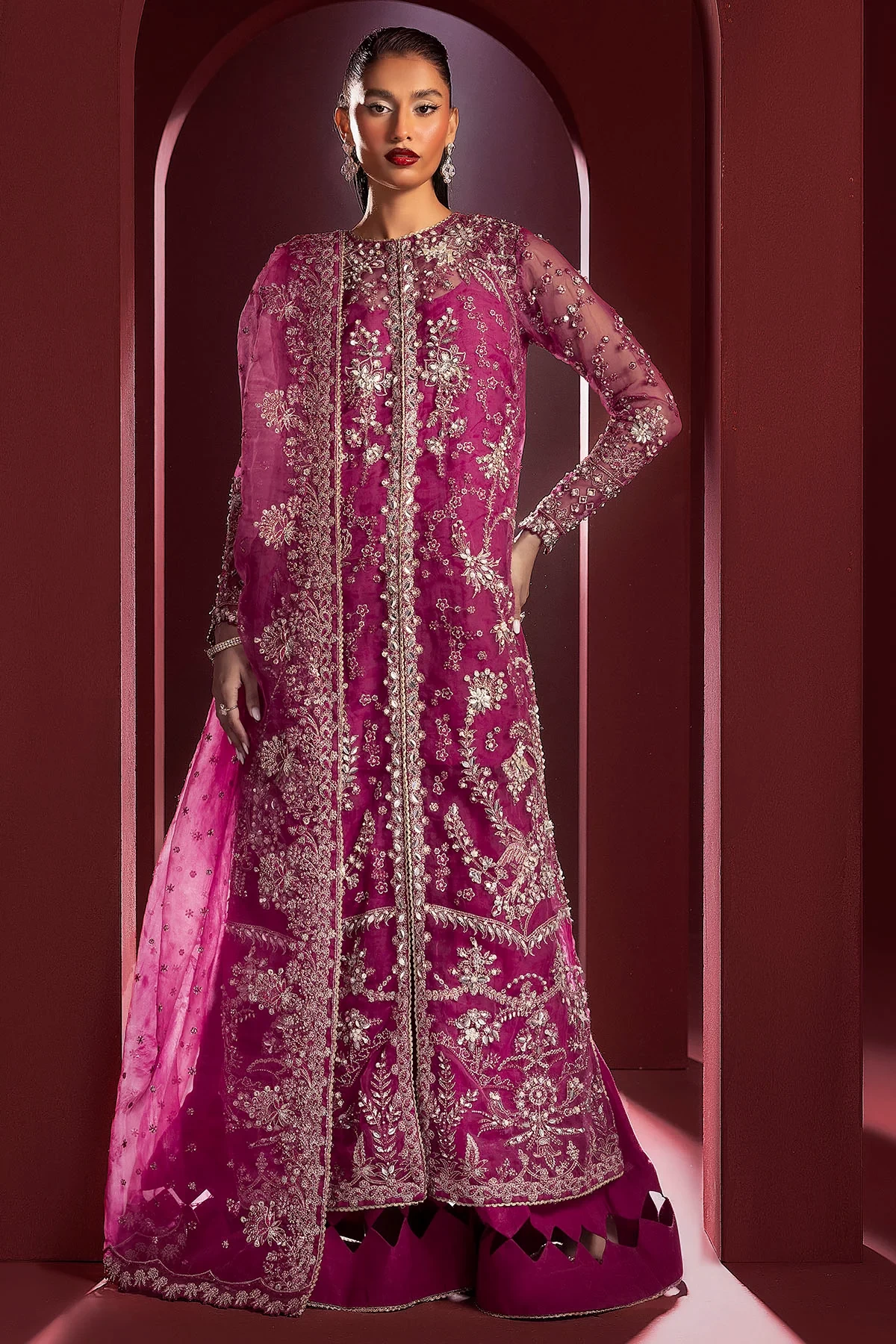 4937-HIRAETH EMBROIDERED ORGANZA