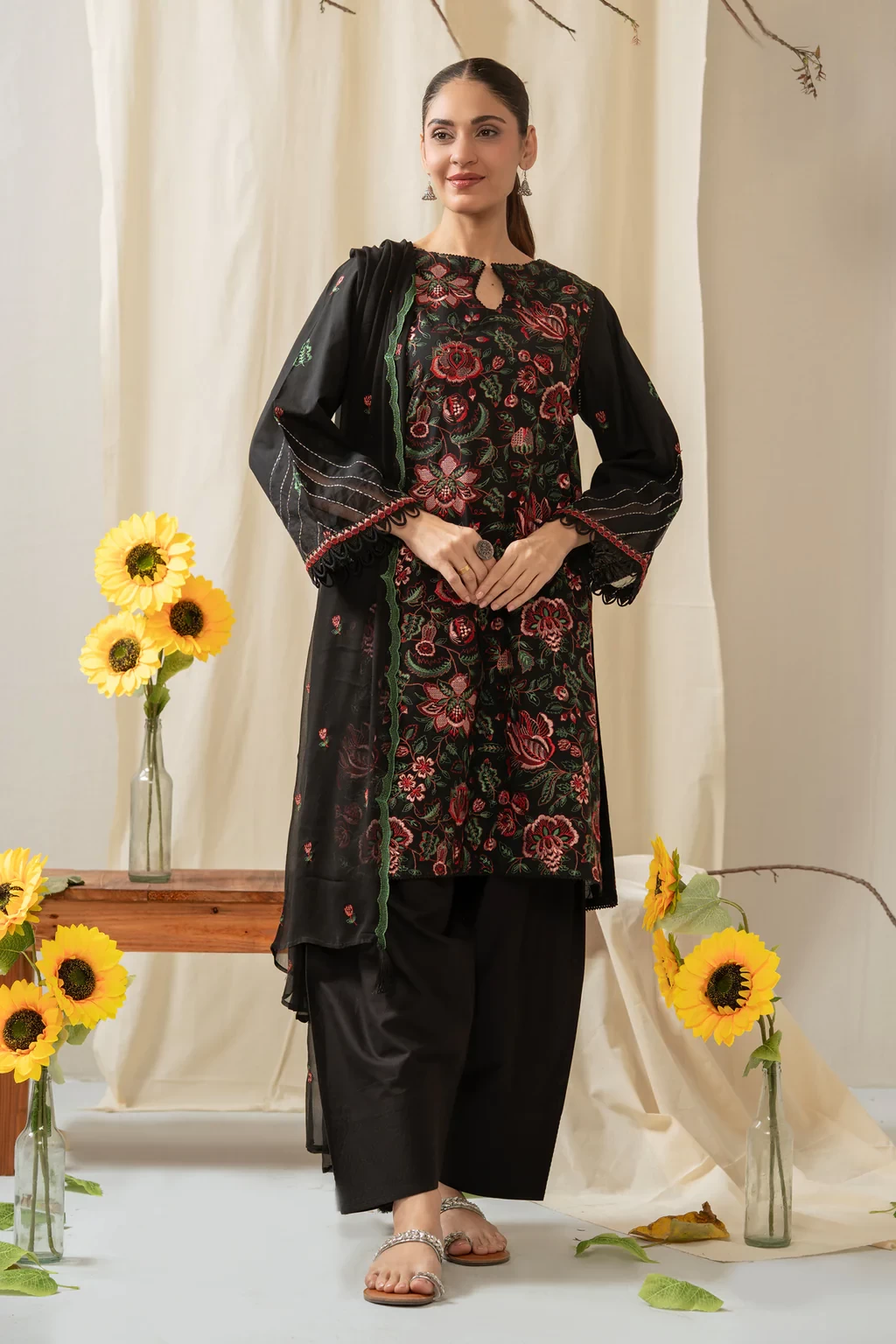 EMBROIDERED CAMBRIC 3 PIECE SUIT - WFM35652