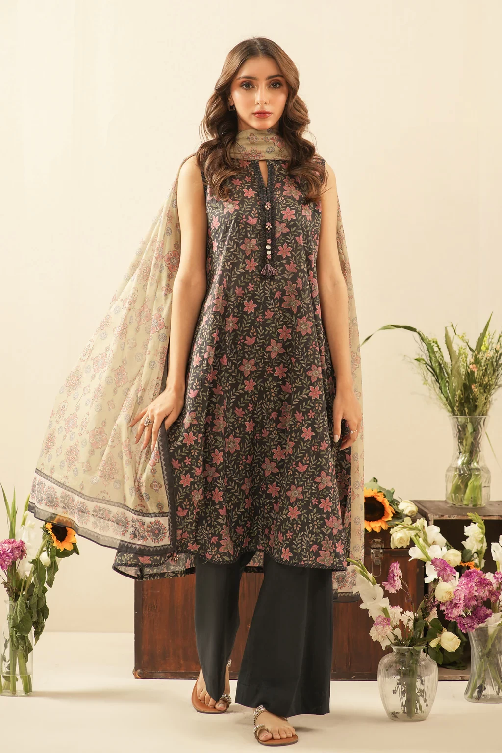 PRINTED LAWN 3 PIECE SUIT - WFM36105