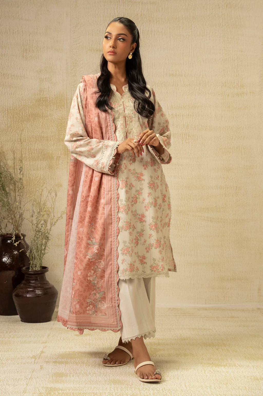 EMBROIDERED LAWN 3 PIECE SUIT - WFM35126
